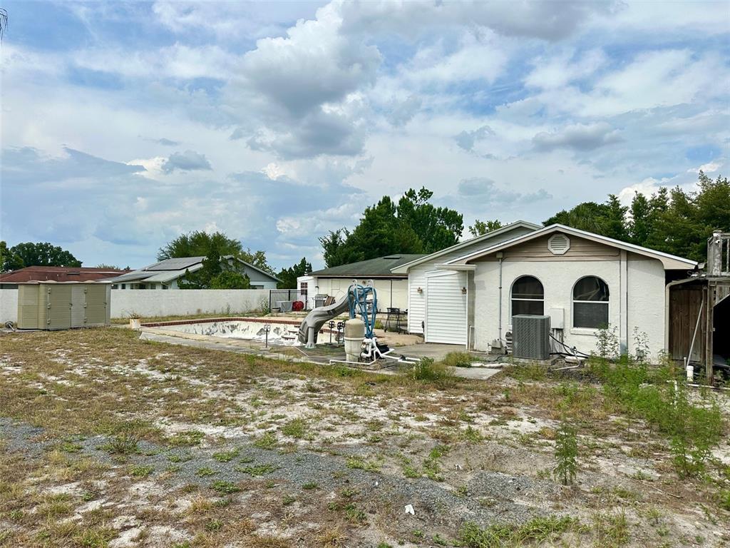 300 Broadview Avenue Altamonte Springs, FL 32701 - Photo 31 of 33 a view of a house with a yard