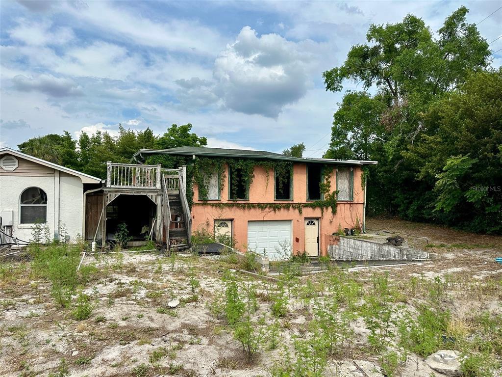 300 Broadview Avenue Altamonte Springs, FL 32701 - Photo 32 of 33 a view of a house with backyard