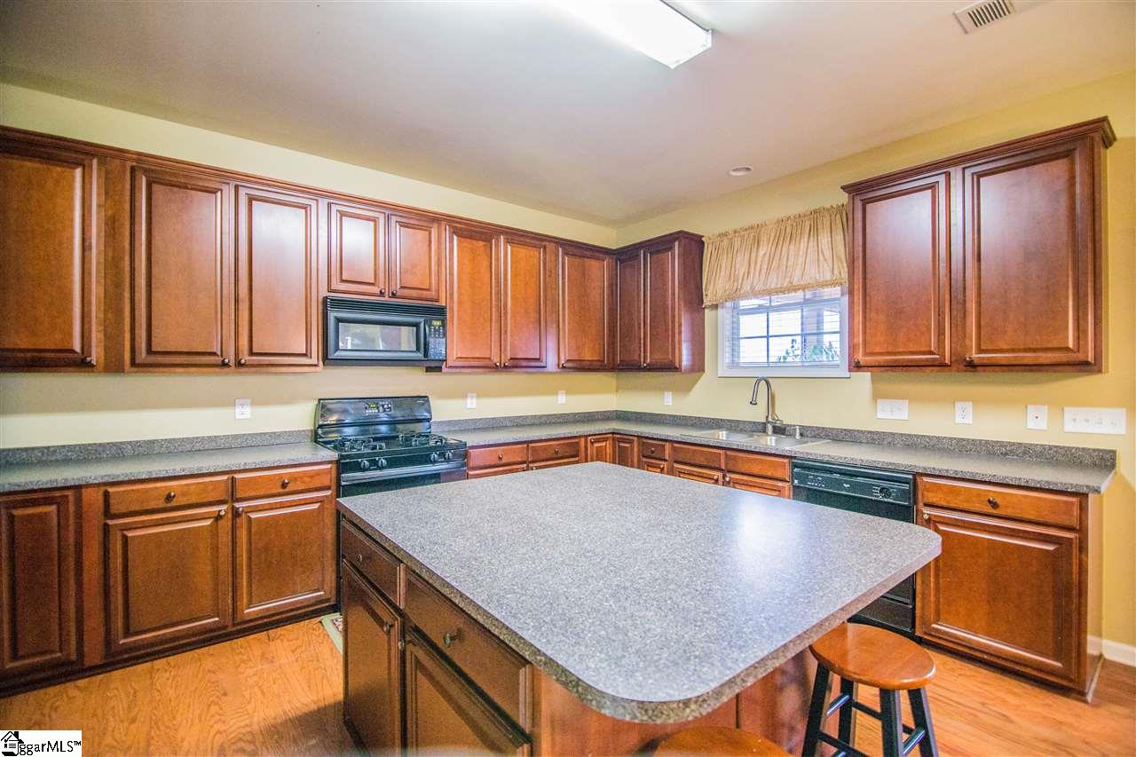27 Canso Street Greenville, SC 29607 - Photo 22 of 30