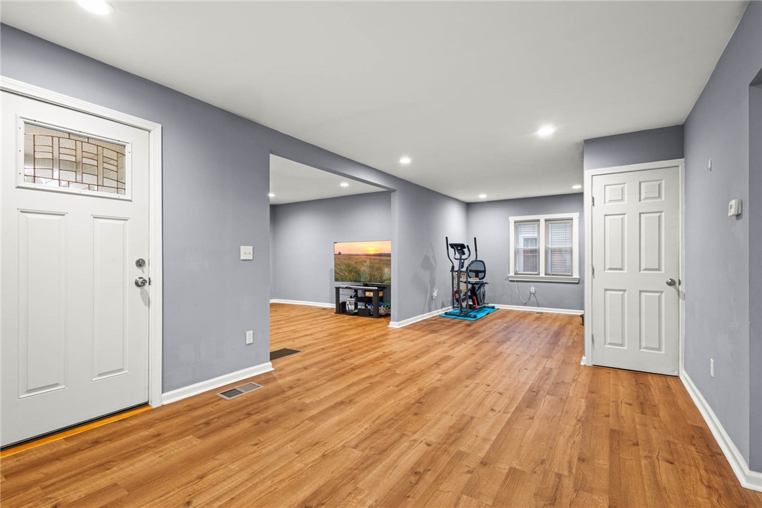 9 Hope Street Perry, NY 14530 - Photo 12 of 37 Flex room