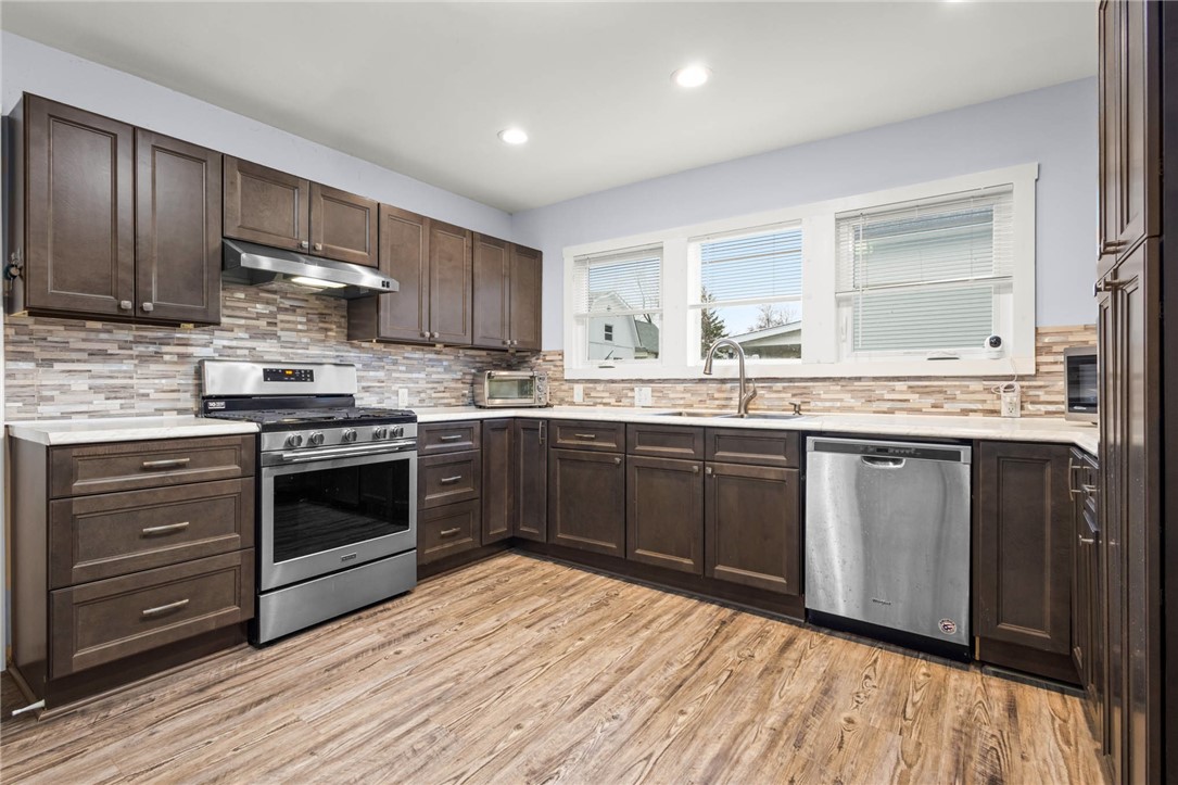 9 Hope Street Perry, NY 14530 - Photo 3 of 37 Kitchen