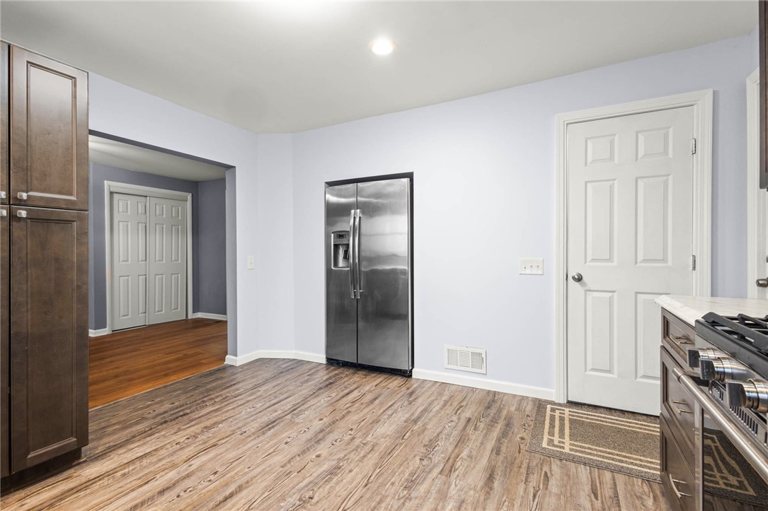 9 Hope Street Perry, NY 14530 - Photo 6 of 37