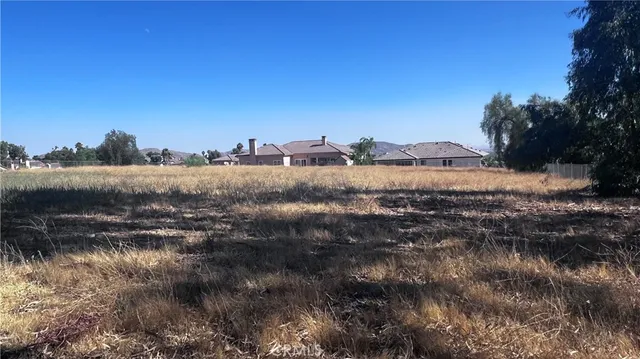 $275,000 | 11560-1 Kitching Street, Moreno Valley, CA 92557