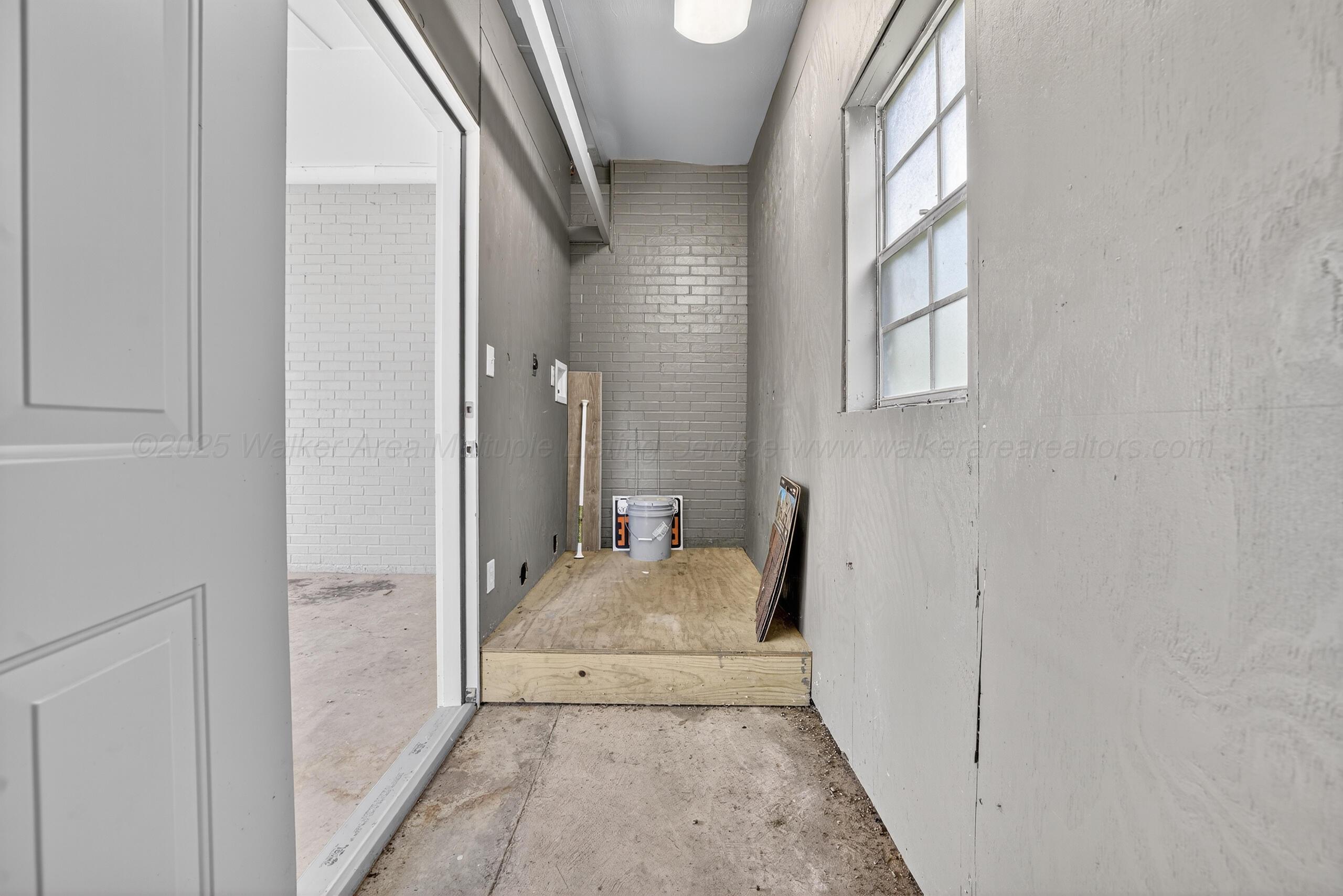 816 3rd Avenue Southwest Hamilton, AL 35570 - Photo 23 of 24 816Hamilton-17