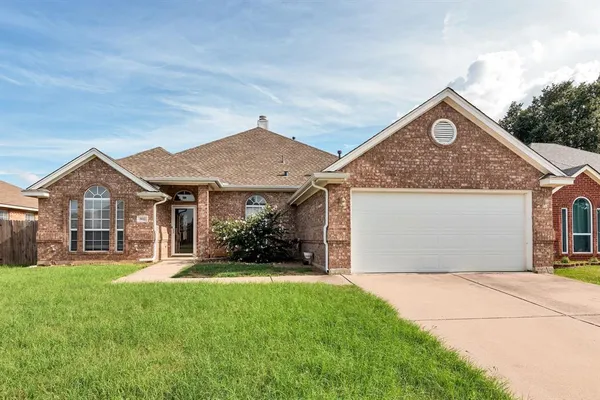 $2,550 | 9112 Tyne Trail, Fort Worth, TX 76118