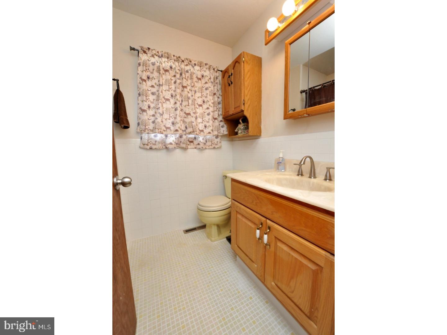 113 Chatham Road Mount Laurel, NJ 08054 - Photo 17 of 24 Gallery Image 17