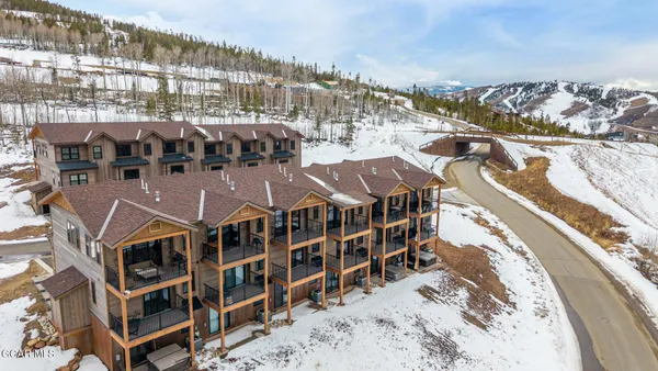 $999,000 | 107 Saddle Mountain Camp Road, Granby, CO 80446