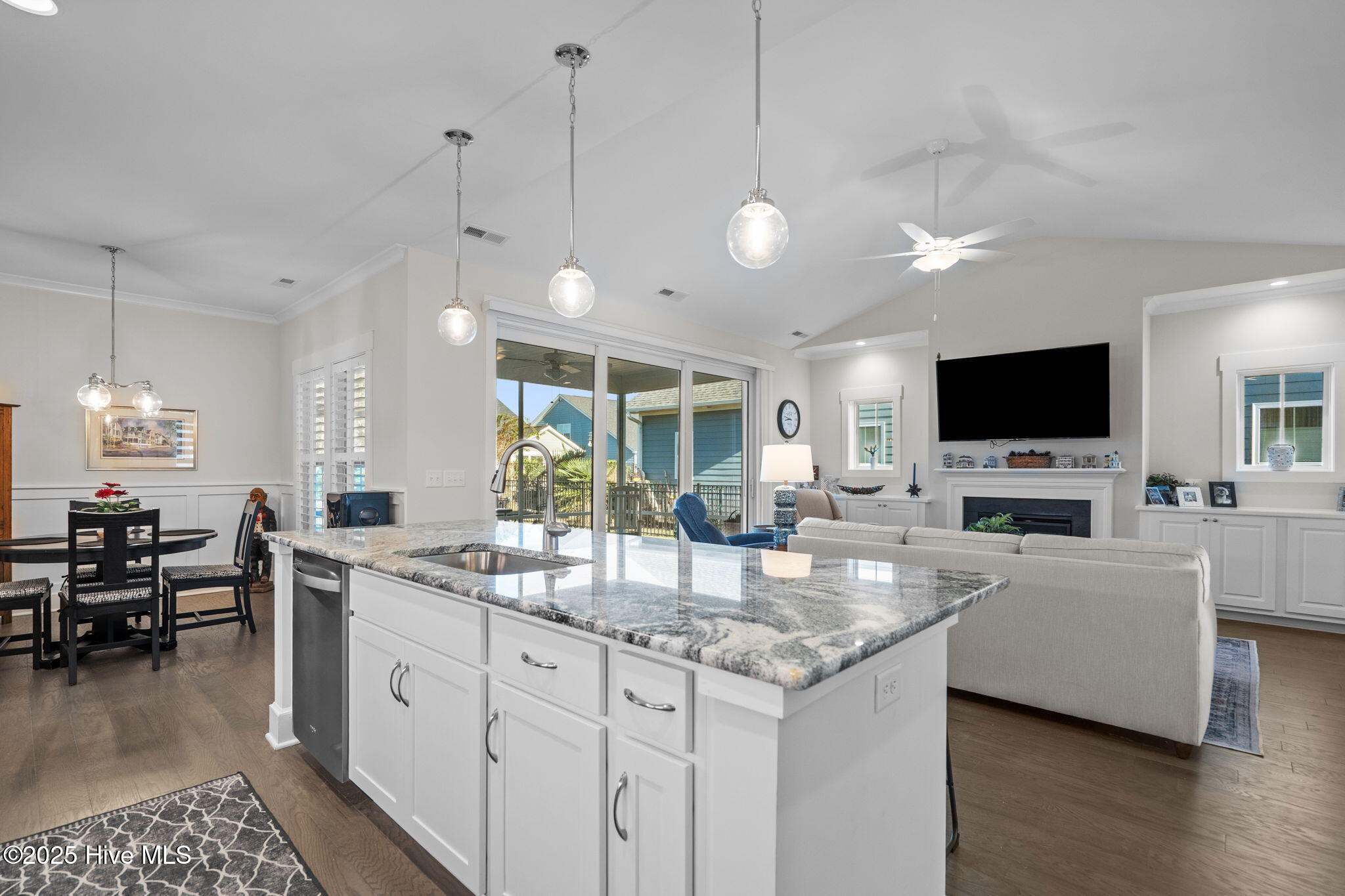 2267 Reefside Loop Northeast Leland, NC 28451 - Photo 16 of 70 kitchen