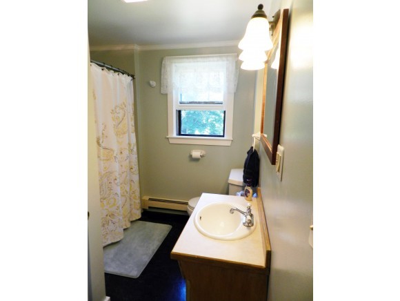 35 Drakeside Road Hampton, NH 03842 - Photo 17 of 28 Gallery Image 17