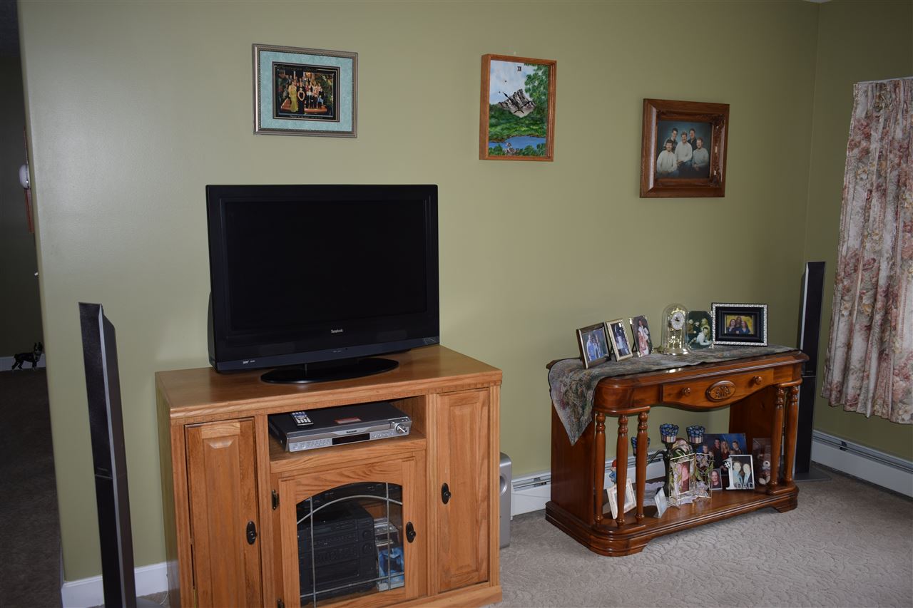 1210 Lancaster Road Northumberland, NH 03584 - Photo 27 of 38