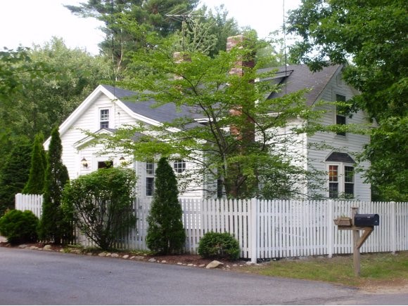 86 Litchfield Road Londonderry, NH 03053 - Photo 1 of 1