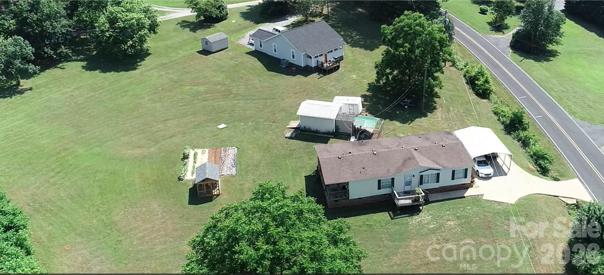 725 Ed Hamrick Road Shelby, NC 28150 - Photo 2 of 27
