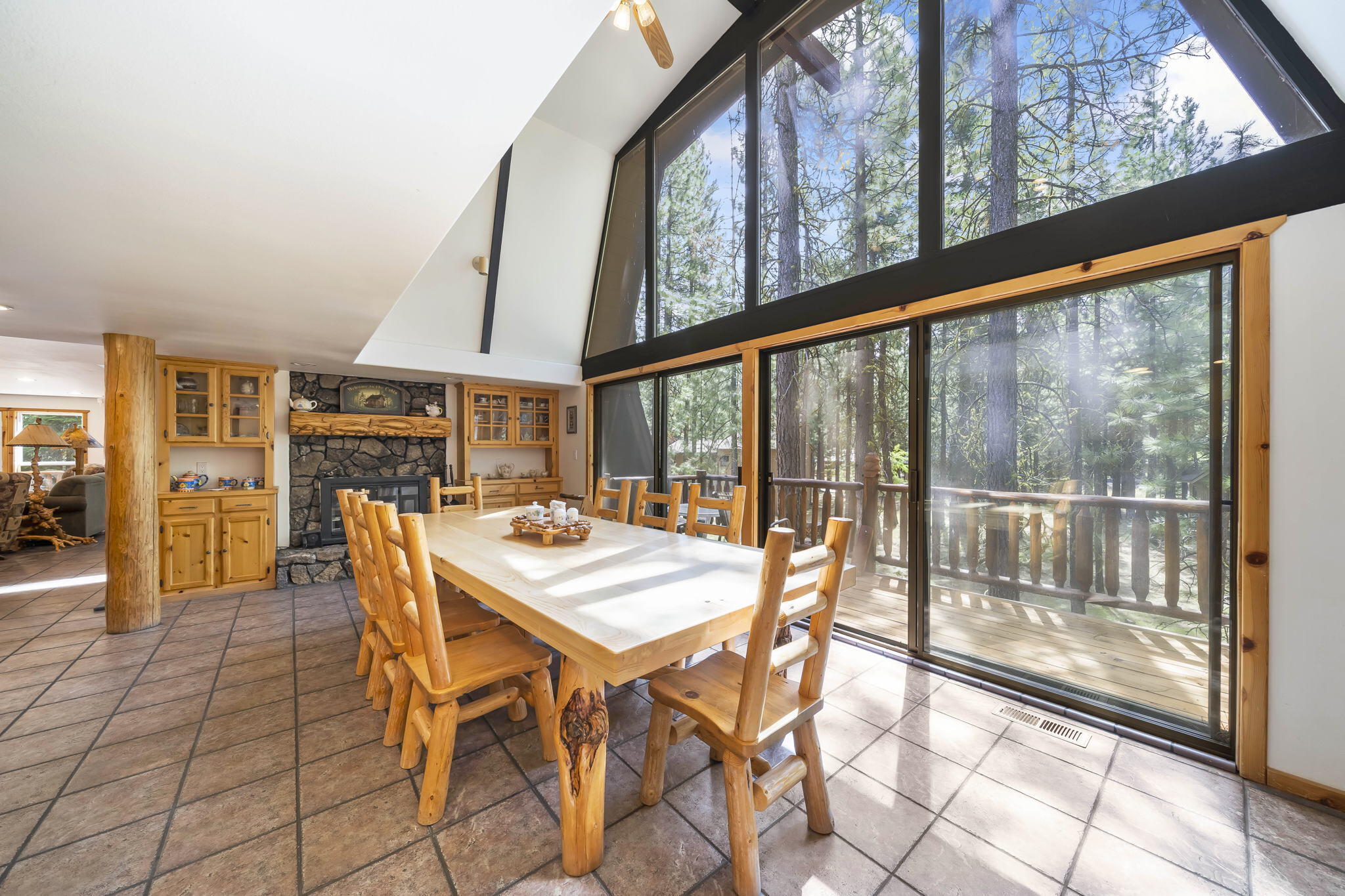 13628 Shad Bush Black Butte Ranch, OR 97759 - Photo 15 of 71 Dining Room table seats 8
