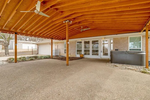$1,125,000 | 2137 Farm To Market Road 3136, Cleburne, TX 76031