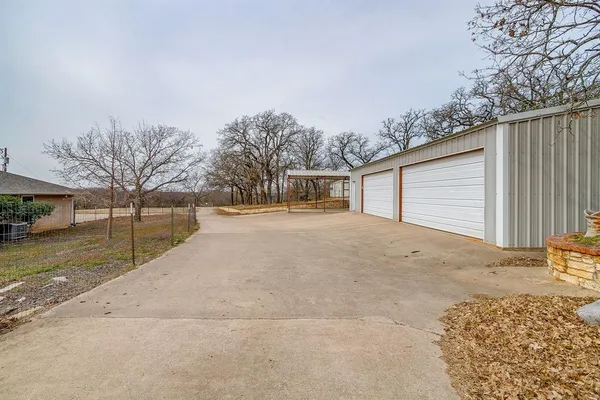 $1,125,000 | 2137 Farm To Market Road 3136, Cleburne, TX 76031