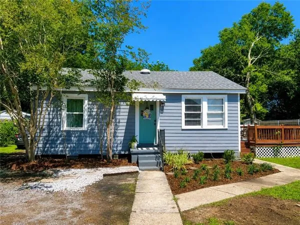 $1,600 | 347 1/2 Helios Avenue, Metairie, LA 70005