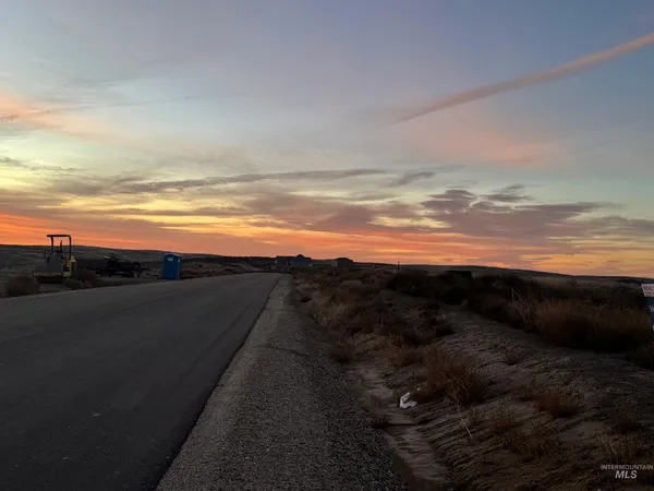 $260,000 | 3435 Fly By Road, New Plymouth, ID 83655