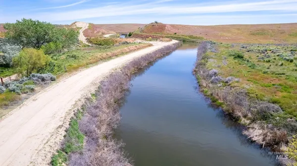 $260,000 | 3435 Fly By Road, New Plymouth, ID 83655