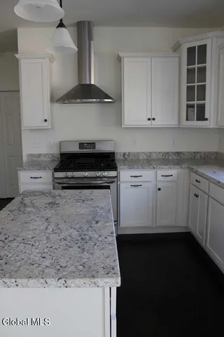 $808,900 | 6 Karl Farm Road, Averill Park, NY 12018