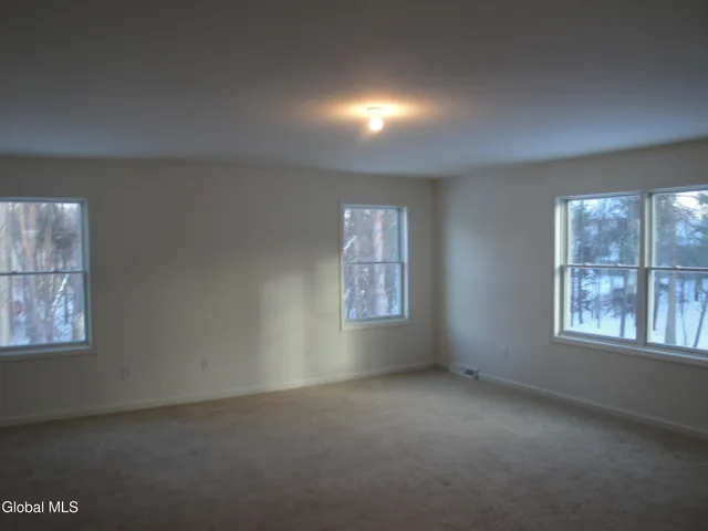 $808,900 | 6 Karl Farm Road, Averill Park, NY 12018