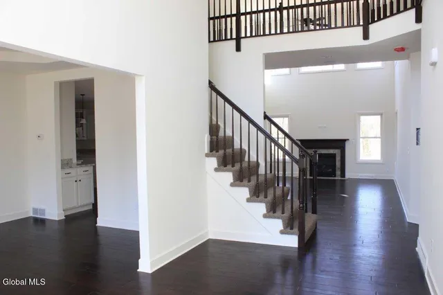 $808,900 | 6 Karl Farm Road, Averill Park, NY 12018