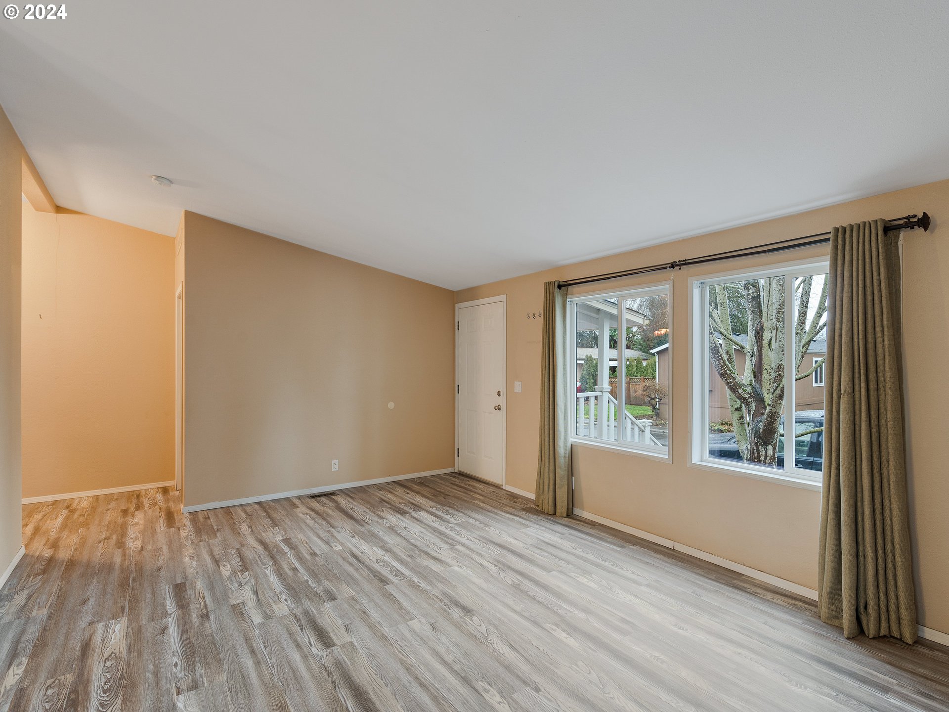 10660 Southwest Wilsonville Road, Unit 55 Wilsonville, OR 97070 - Photo 5 of 26 Gallery Image 5