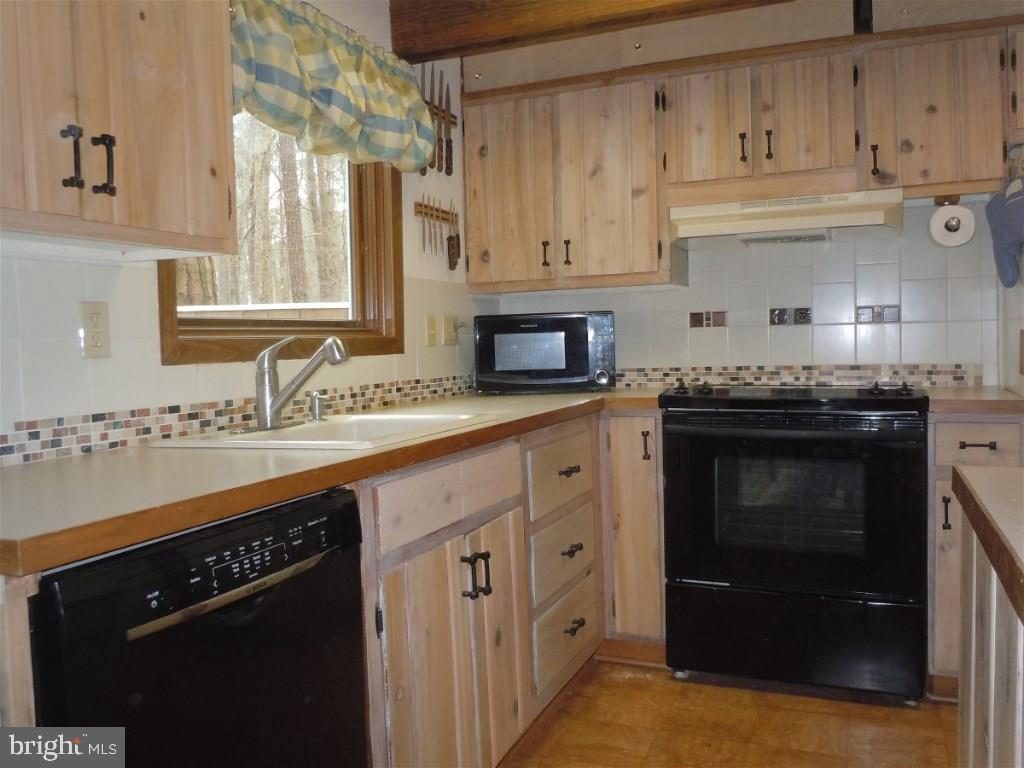 14 Short Road Bethany Beach, DE 19930 - Photo 4 of 17 Gallery Image 4