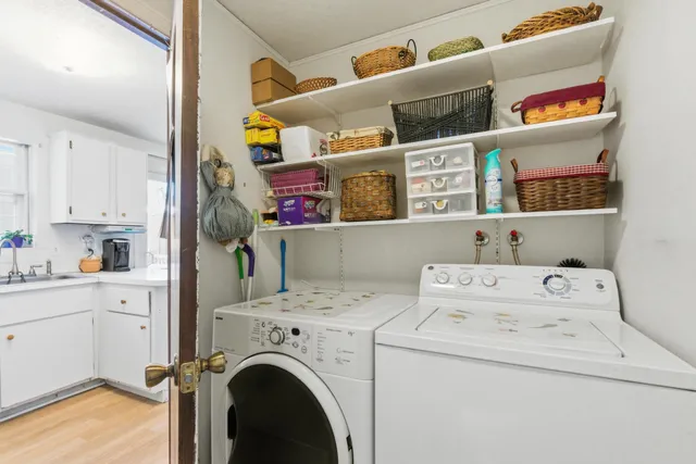 $340,000 | 15 Fieldstone Drive, Londonderry, NH 03053