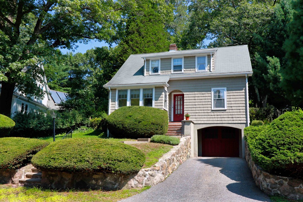 47 Avon Road Wellesley, MA 02482 - Photo 1 of 20