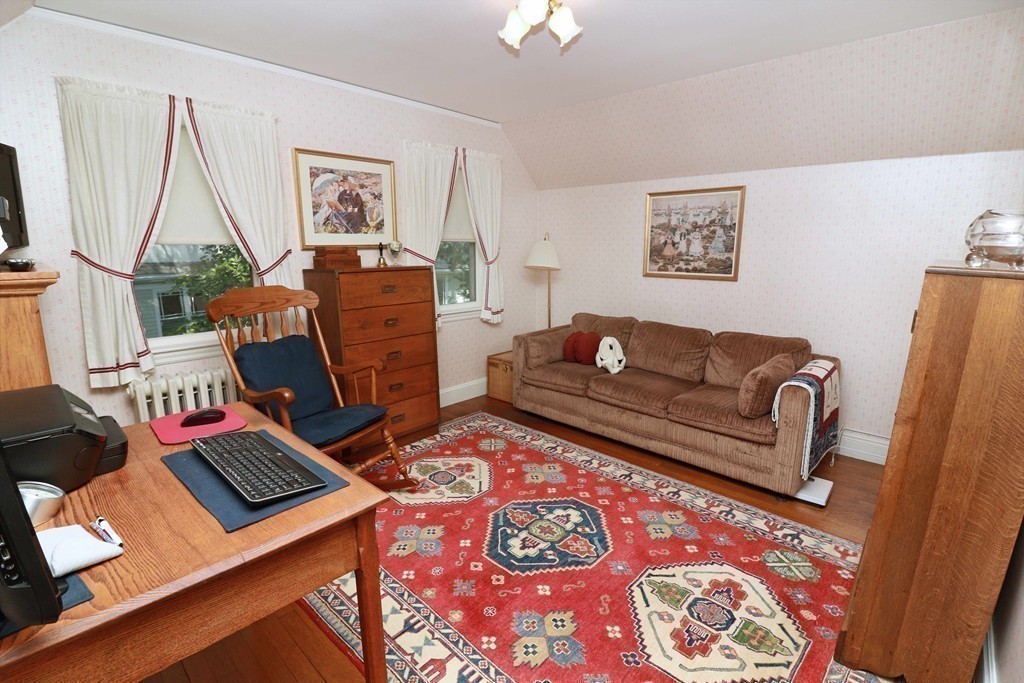47 Avon Road Wellesley, MA 02482 - Photo 12 of 20
