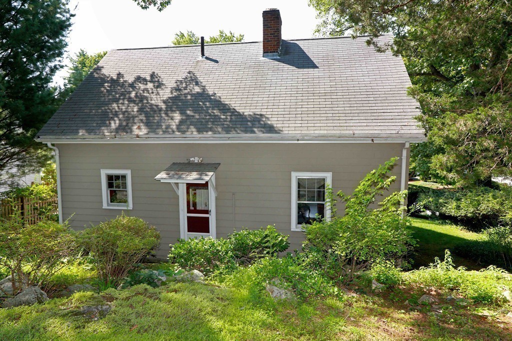 47 Avon Road Wellesley, MA 02482 - Photo 18 of 20
