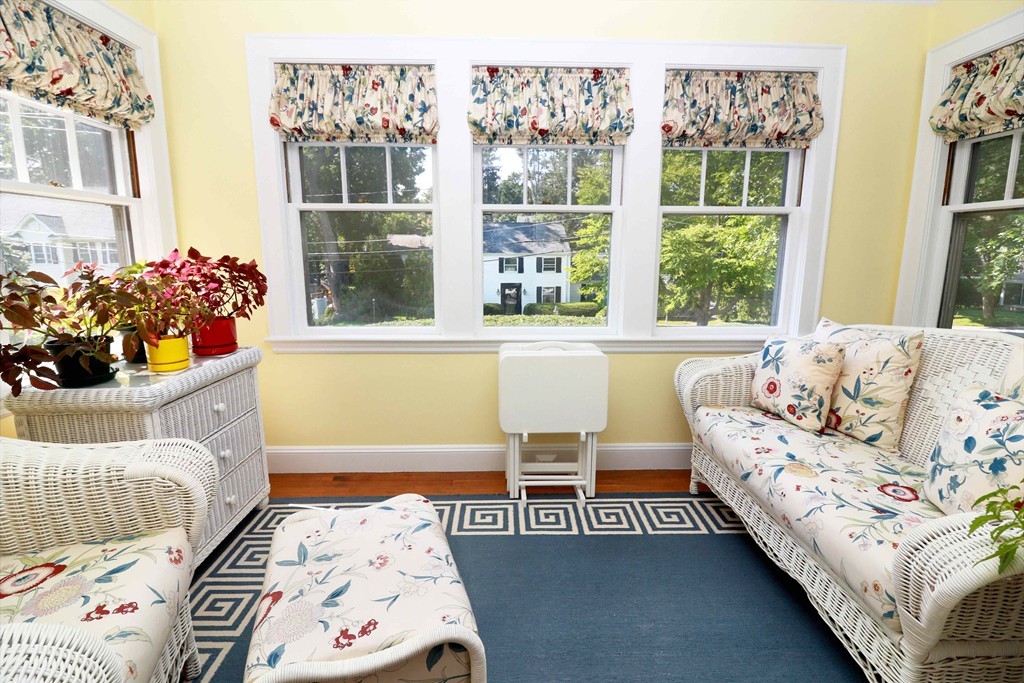 47 Avon Road Wellesley, MA 02482 - Photo 5 of 20