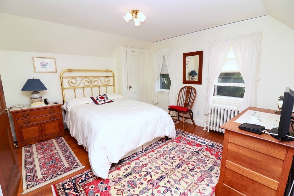 47 Avon Road Wellesley, MA 02482 - Photo 9 of 20
