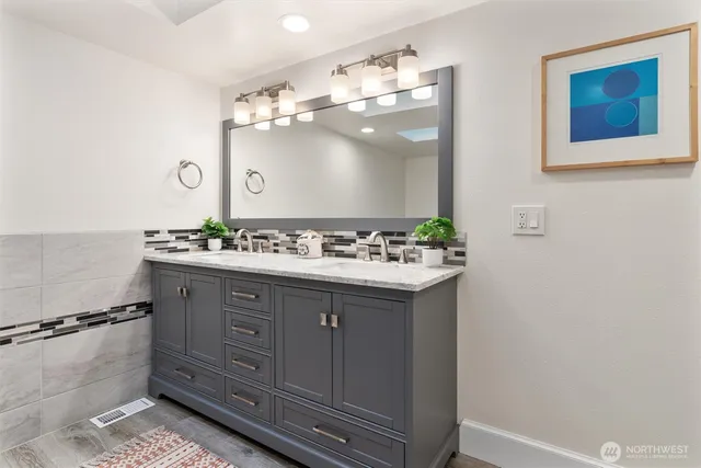 $1,895,000 | 6315 142nd Avenue Southeast, Bellevue, WA 98006