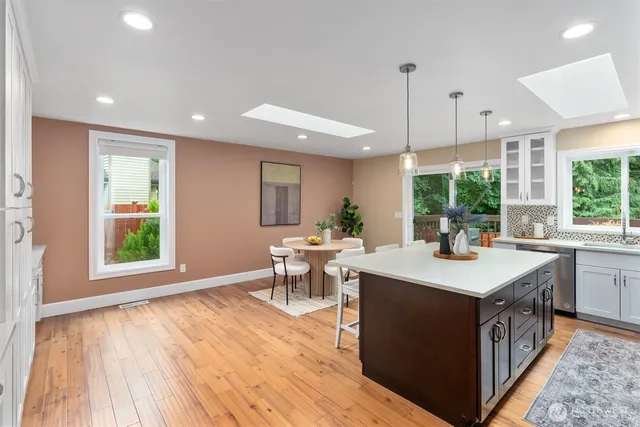 $1,895,000 | 6315 142nd Avenue Southeast, Bellevue, WA 98006