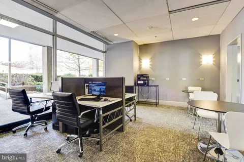 $1,720 | 800 4th Street Southwest, Unit S605, Washington, DC 20024