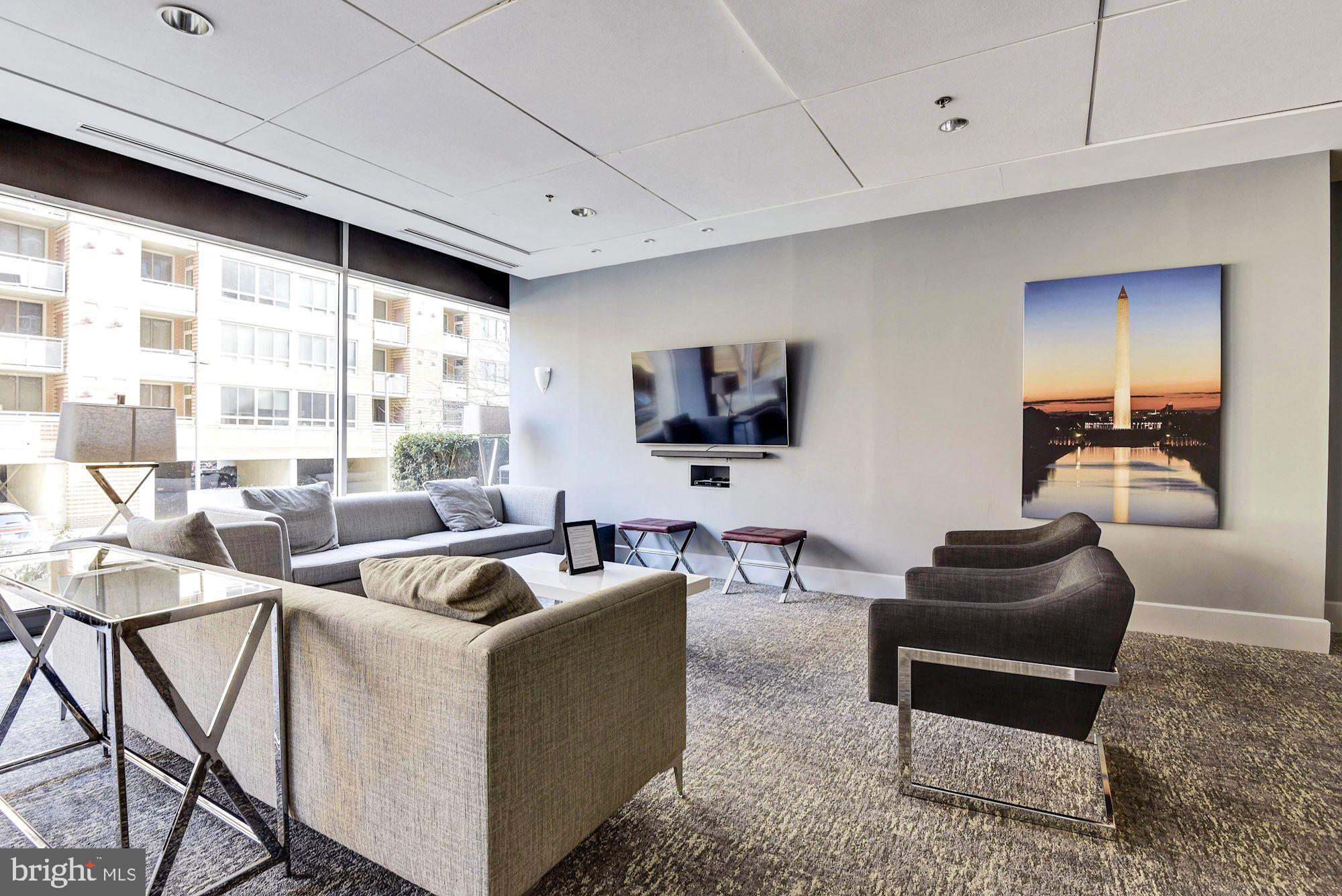 800 4th Street Southwest, Unit S605 Washington, DC 20024 - Photo 14 of 17