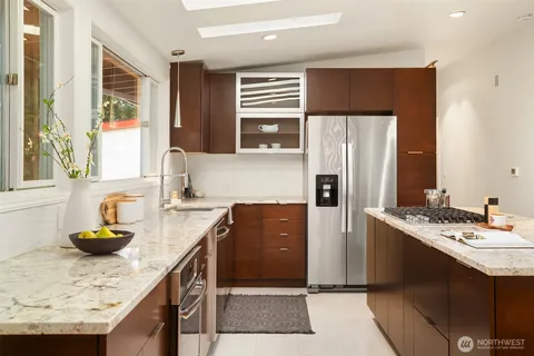 $1,450,000 | 12210 Northeast 64th Street, Kirkland, WA 98033