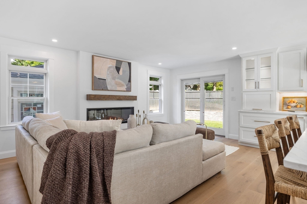 6 Dunedin Road Wellesley, MA 02481 - Photo 15 of 33