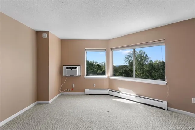 $2,150 | 675 Townsend Avenue, Unit 134, New Haven, CT 06512