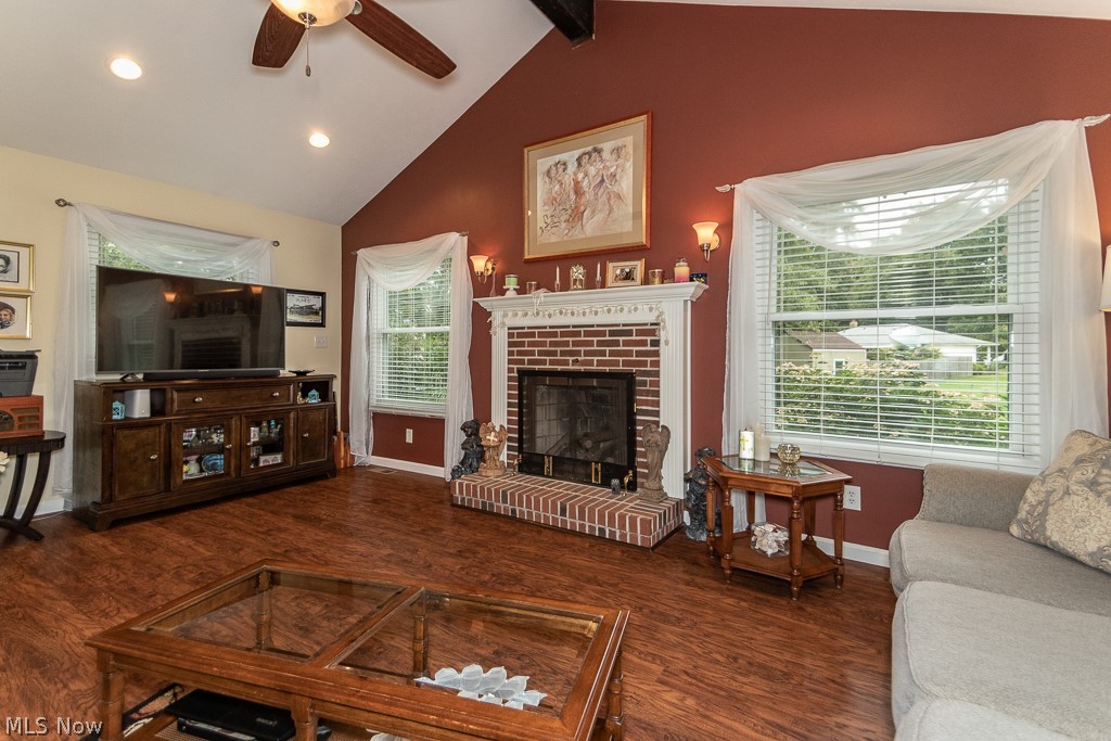 1243 Blanchester Road Lyndhurst, OH 44124 - Photo 2 of 35