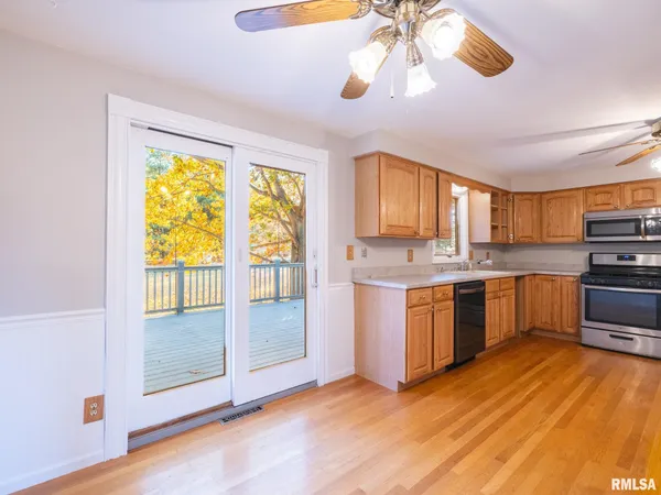 $279,000 | 9622 West Lancaster Road, Mapleton, IL 61547