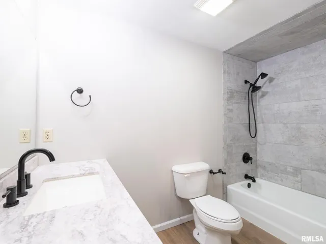 $289,000 | 9622 West Lancaster Road, Mapleton, IL 61547