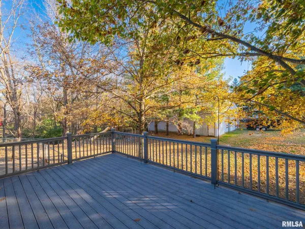 $279,000 | 9622 West Lancaster Road, Mapleton, IL 61547