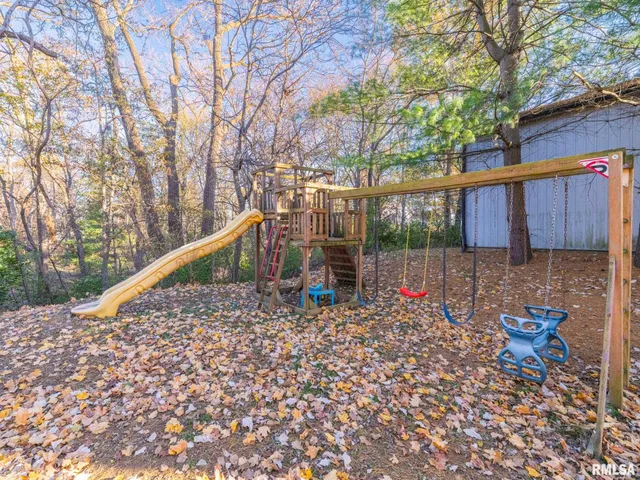 $289,000 | 9622 West Lancaster Road, Mapleton, IL 61547