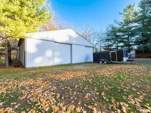 $289,000 | 9622 West Lancaster Road, Mapleton, IL 61547