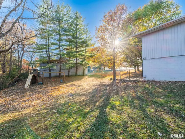 $279,000 | 9622 West Lancaster Road, Mapleton, IL 61547