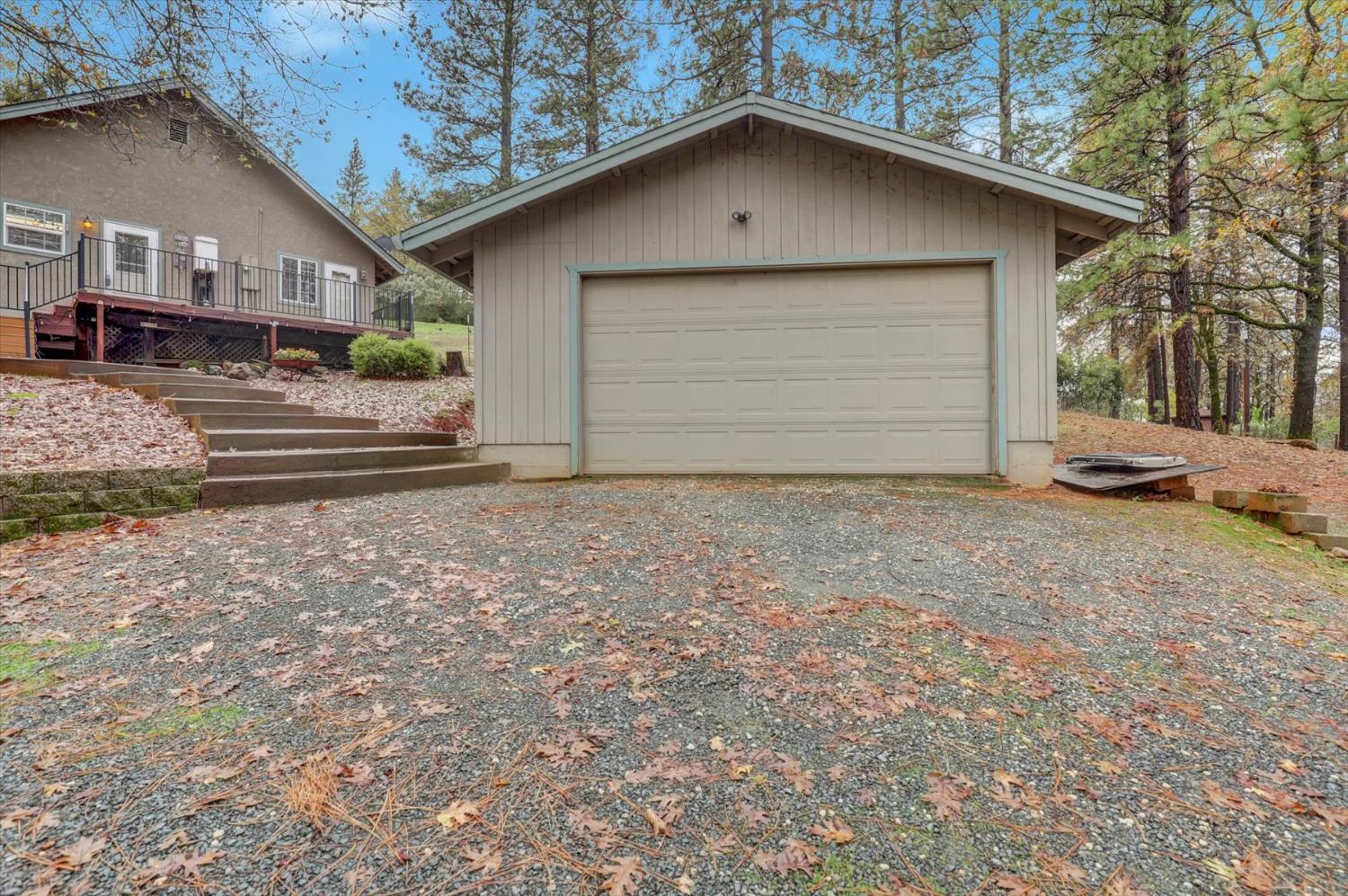 19121 Hiers Road Grass Valley, CA 95949 - Photo 61 of 94 a house with a outdoor space