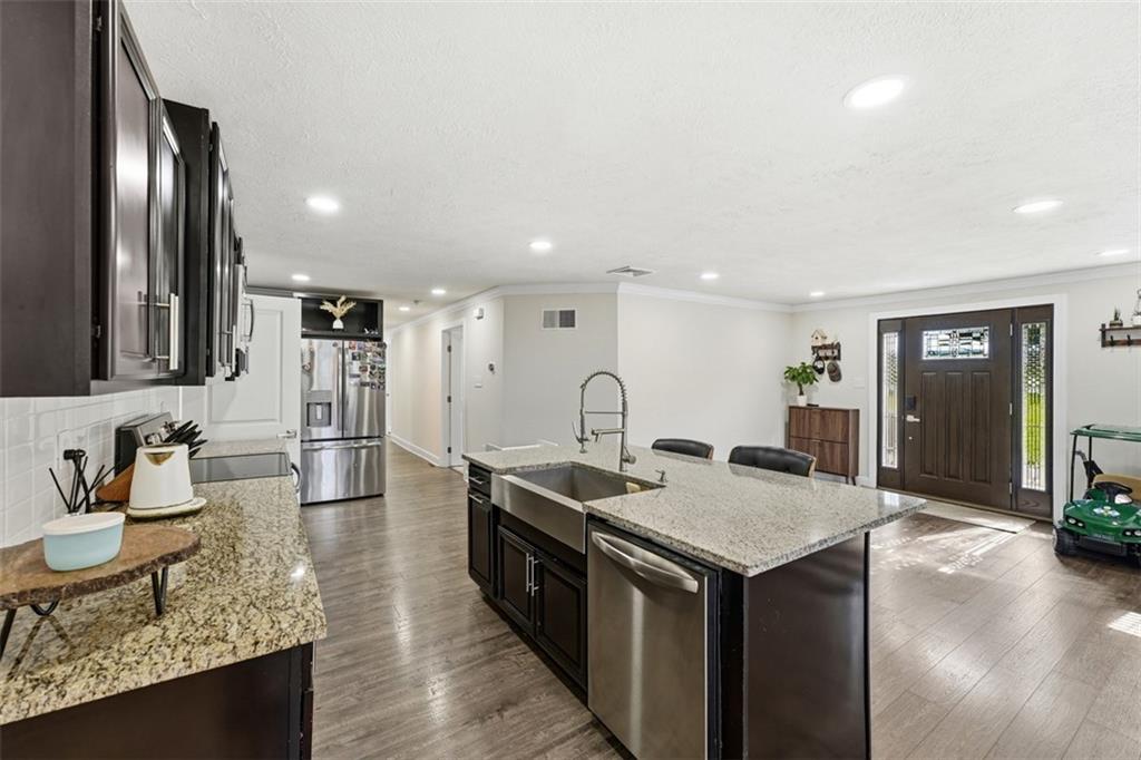 168 Van Meter Road Belle Vernon, PA 15012 - Photo 4 of 33
