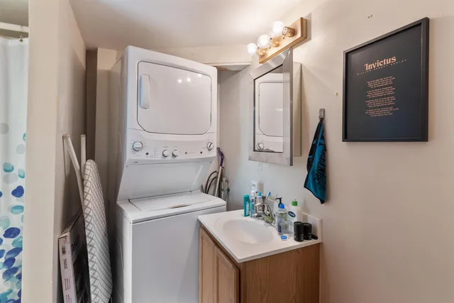 $624,000 | 40 1/2 Convent Square, Burlington, VT 05401